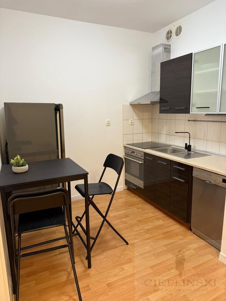 mieszkanie w apartamentowcu z balkonem (8)