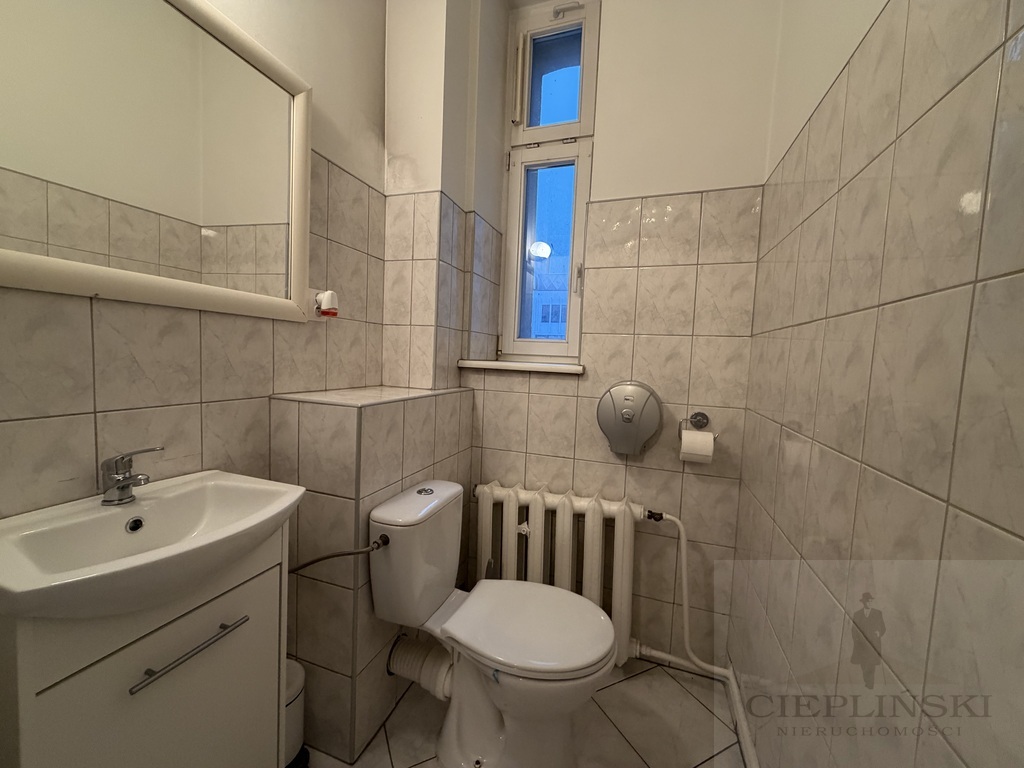 Lokal biurowy 4 pokoje - centrum Szczecina (10)