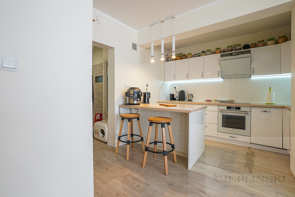 Nowoczesny Dom szeregowy  Siadło Dolne (9)