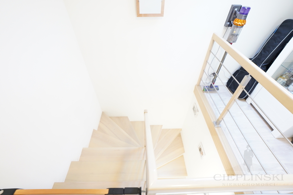 Nowoczesny Dom szeregowy  Siadło Dolne (22)