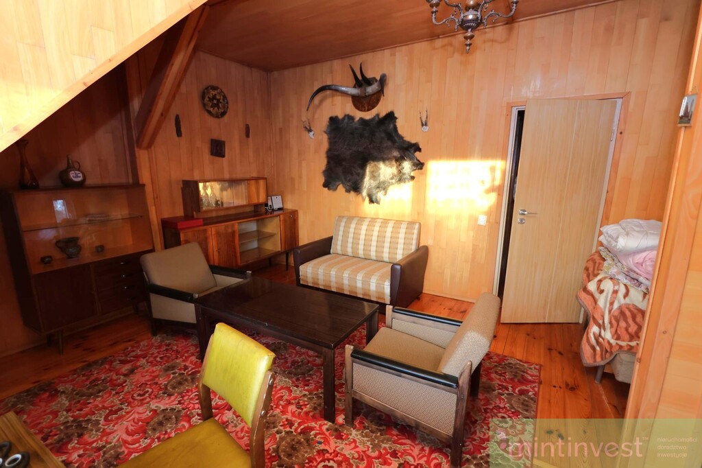 Połowa bliźniaka w atrakcyjnej lokalizacji (22)