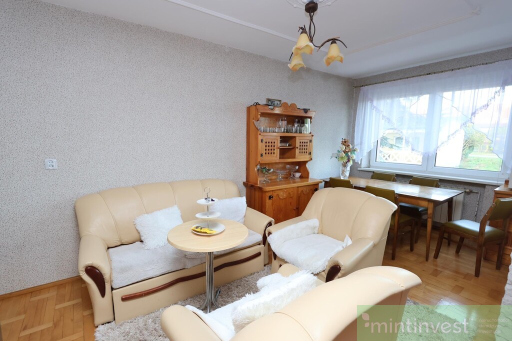 Połowa bliźniaka w atrakcyjnej lokalizacji (7)