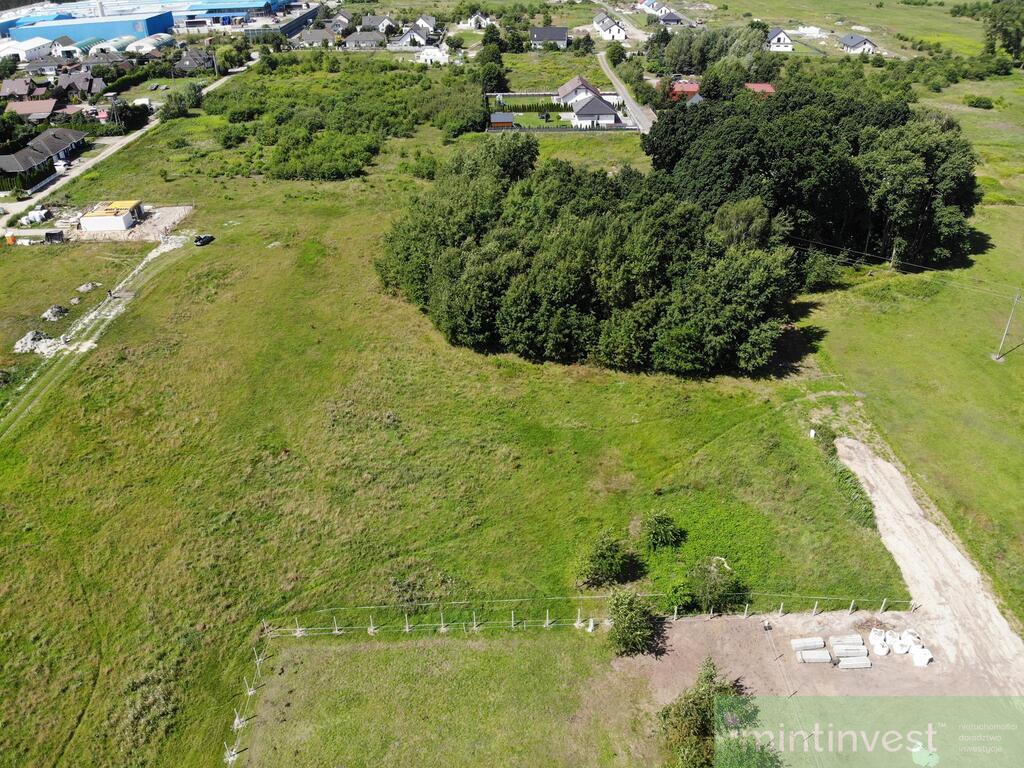 ATRAKCYJNA DZIAŁKA BUDOWLANA NA SPRZEDAŻ z LASEM (2)