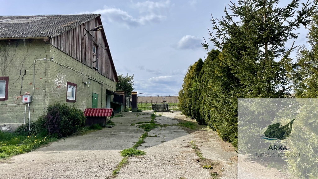 Łeknica, działka bud./inwest. z budynkiem gosp. (2)