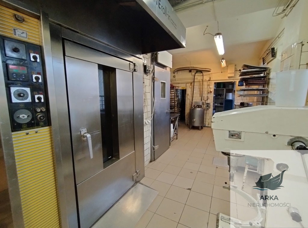 Prosperująca piekarnia ze sklepem BIO (15)