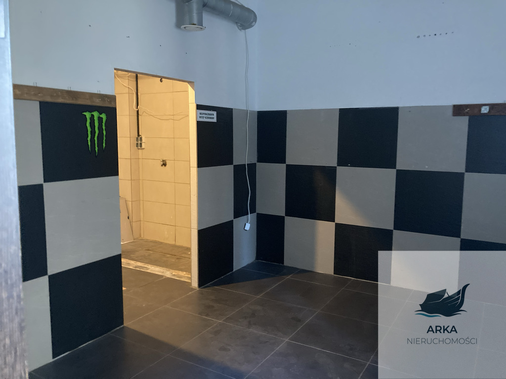 Duży lokal z zapleczem w pobliżu dworca PKP (8)