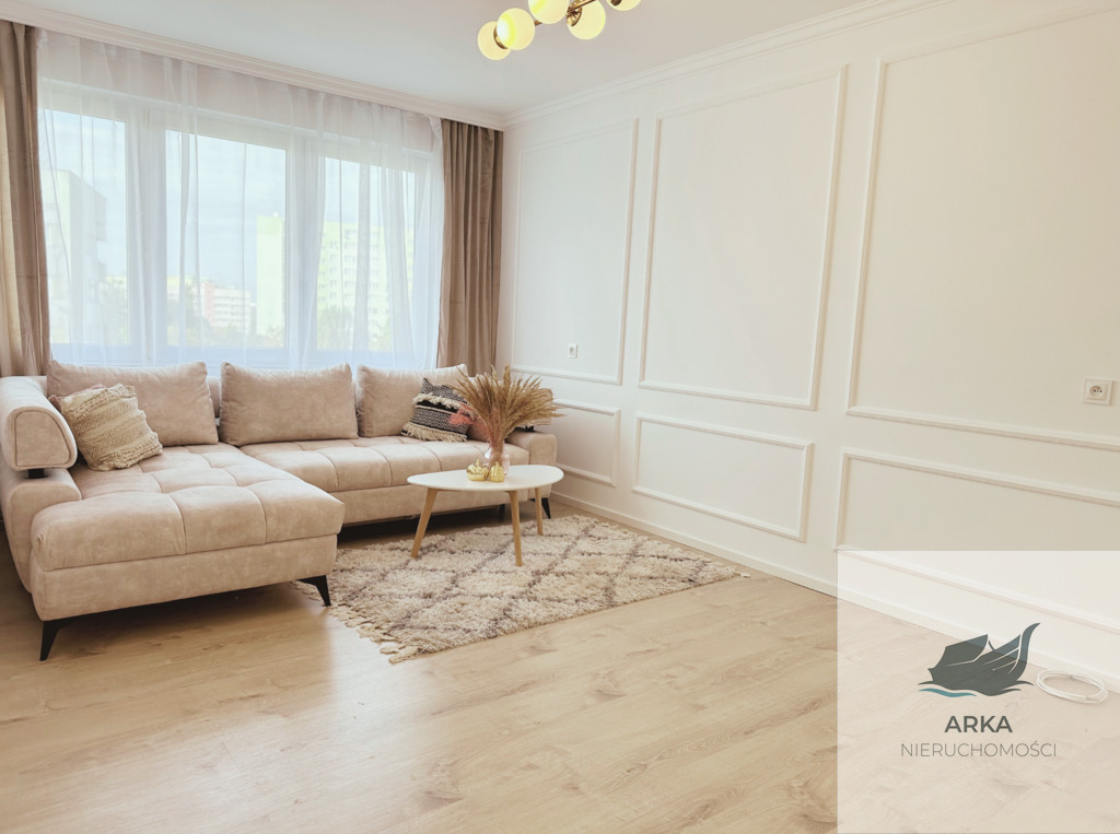 Kawalerka os. Przyjaźni pow. 30m2 po remoncie (1)