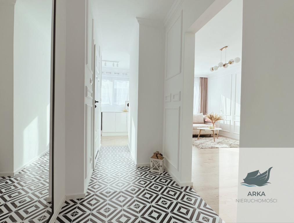 Kawalerka os. Przyjaźni pow. 30m2 po remoncie (6)