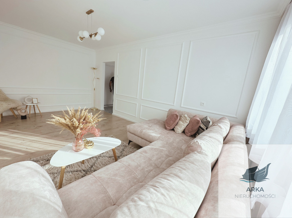 Kawalerka os. Przyjaźni pow. 30m2 po remoncie (2)