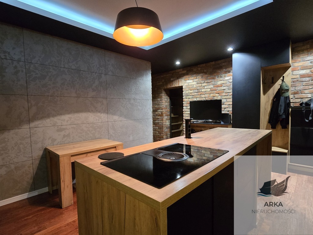 PRZEPIĘKNE LOFTOWE MIESZKANIE W SAMYM CENTRUM! (1)