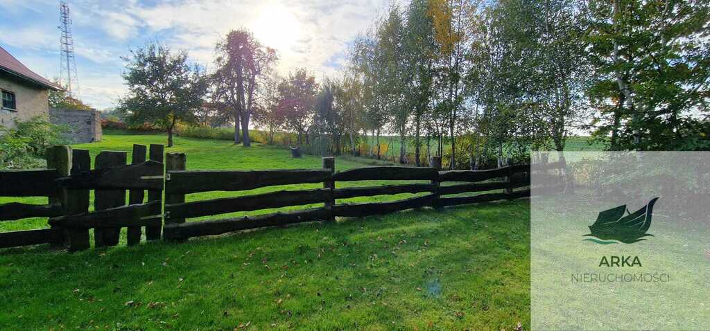 Urokliwy dom z duszą i dużą działką (13)