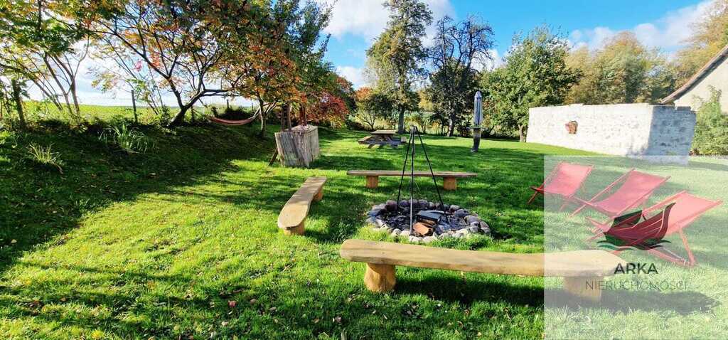 Urokliwy dom z duszą i dużą działką (14)