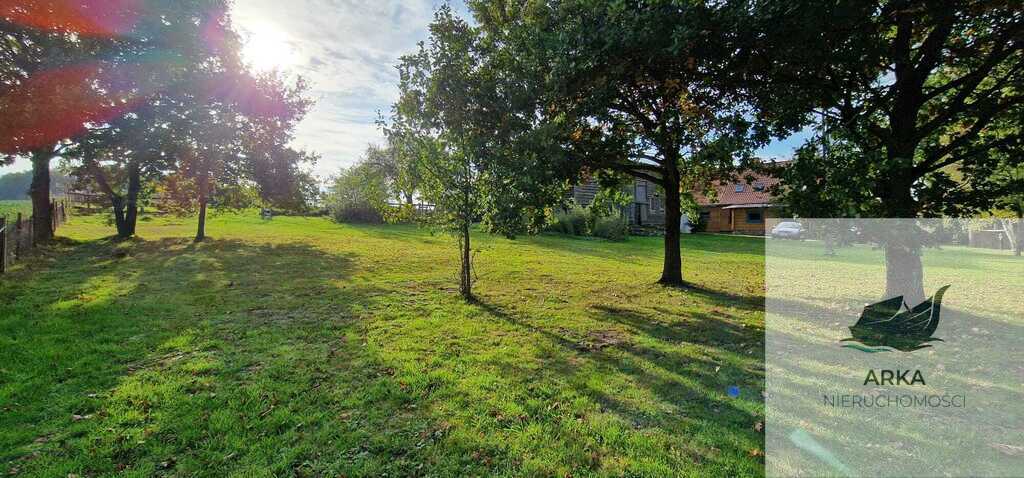 Urokliwy dom z duszą i dużą działką (17)