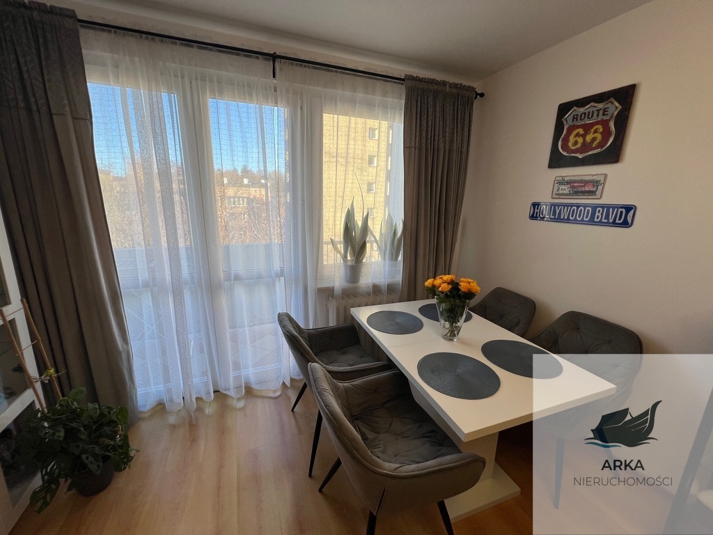 Pomorzany 2 pok. z balkonem pow. 46,80 m2 (2)