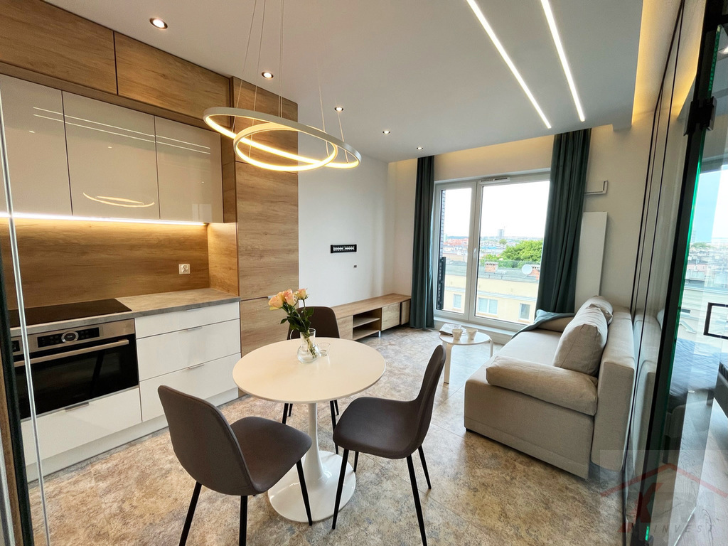 #2   DESIGN | Luksusowy apartament 35 m2 w Centrum (2)