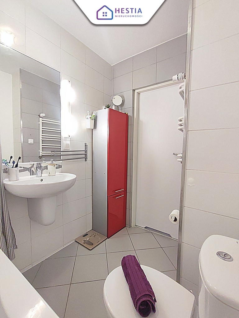 Parter pełen wygody, jasne i funkcjonalne 3 pokoje (16)