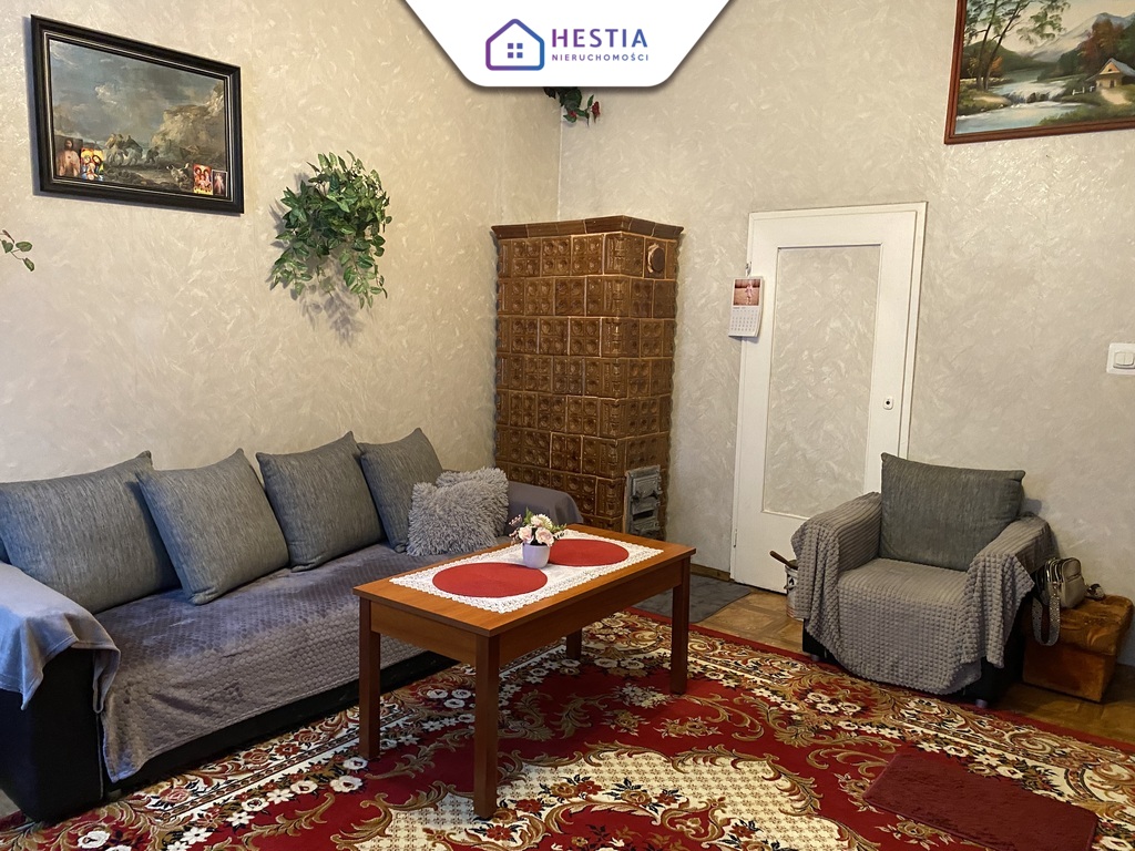 Przestronne mieszkanie do remontu w Centrum (1)