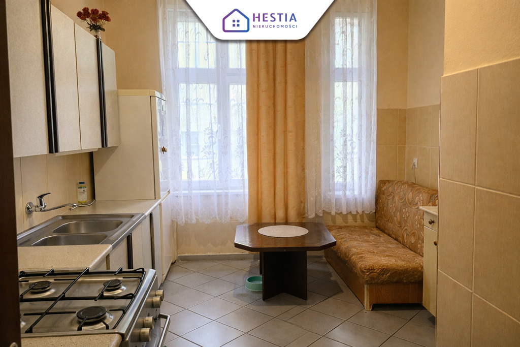 Przestronne mieszkanie do remontu w Centrum (7)