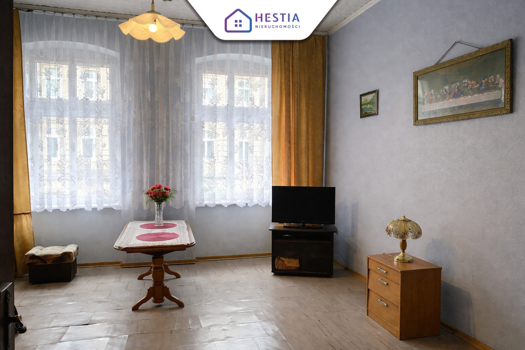 Przestronne mieszkanie do remontu w Centrum (9)