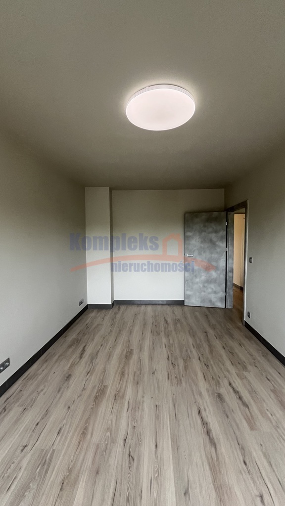 Pogodno - 2 pok.wynajem, balkon -po remoncie. (17)