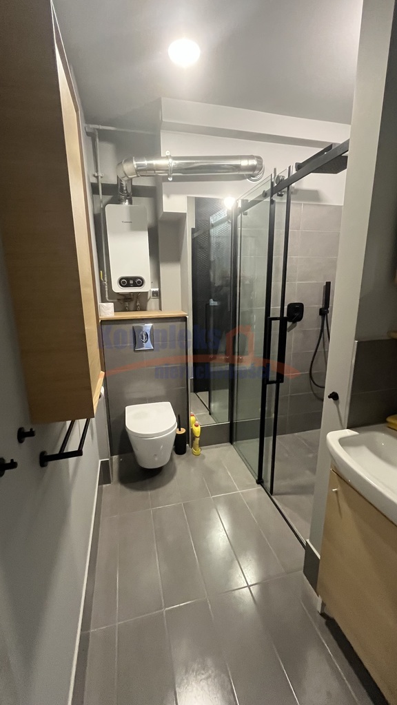 Pogodno - 2 pok.wynajem, balkon -po remoncie. (24)