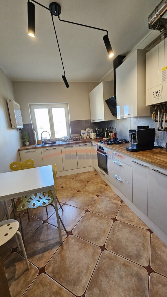 Pogodno 3 pokoje z osobna kuchnia, garaż i piwnicą (1)