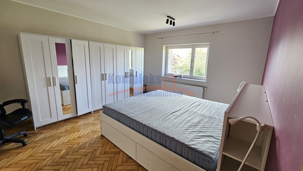 Pogodno 3 pokoje z osobna kuchnia, garaż i piwnicą (6)