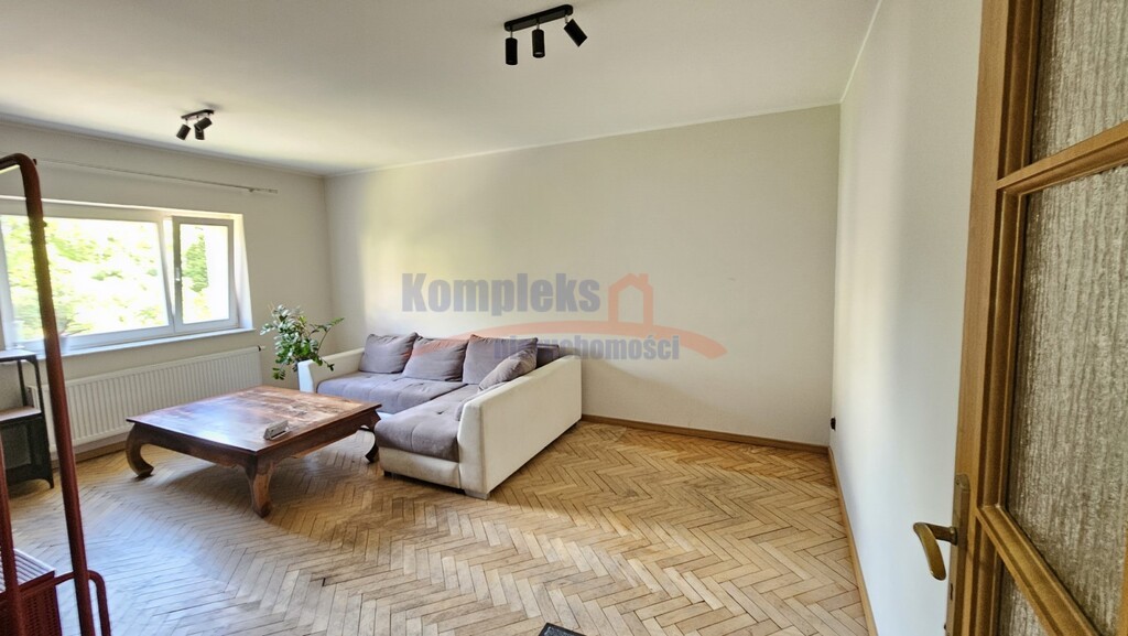 Pogodno 3 pokoje z osobna kuchnia, garaż i piwnicą (8)