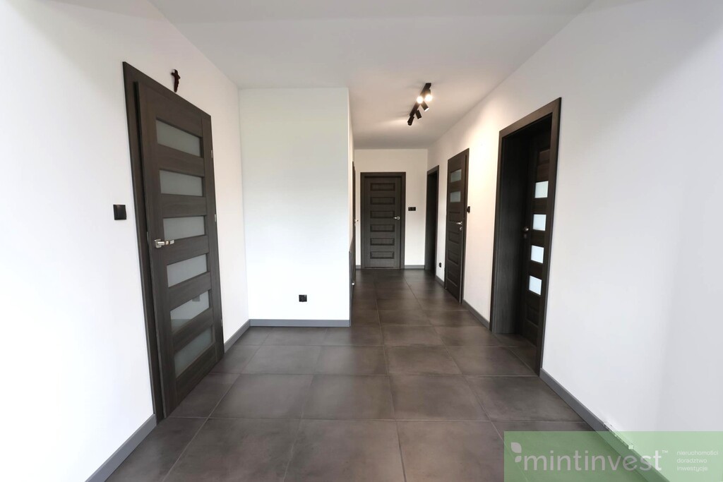 DOM PARTEROWY POD GOLENIOWEM (13)