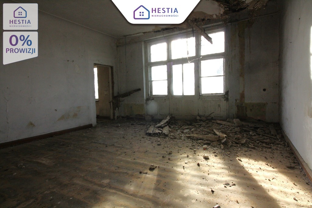 Sprzedaż pałacu z XIX wieku do remontu. (12)