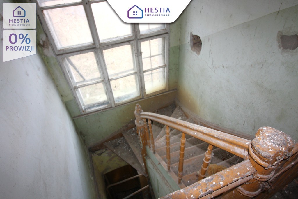 Sprzedaż pałacu z XIX wieku do remontu. (13)