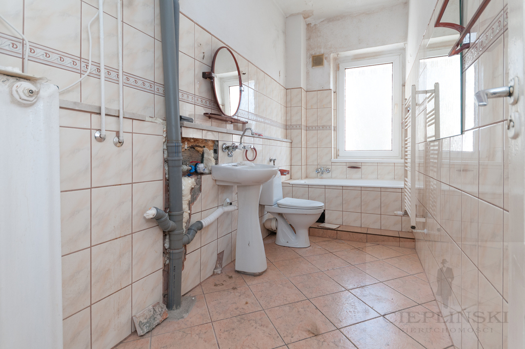 Duże 110 metrowe mieszkanie przy Jasnych Błoniach (20)