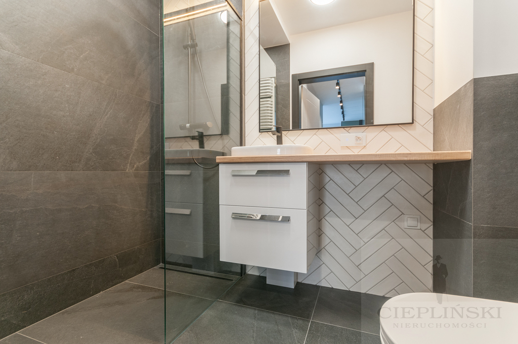 nowe mieszkanie wykończone pod klucz ! (8)