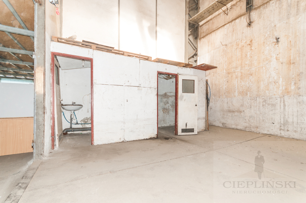 obiekt na warsztat, magazyn, ślusarnię itp (3)