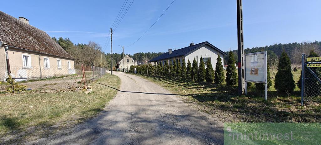 Działka z warunkami zabudowy (10)