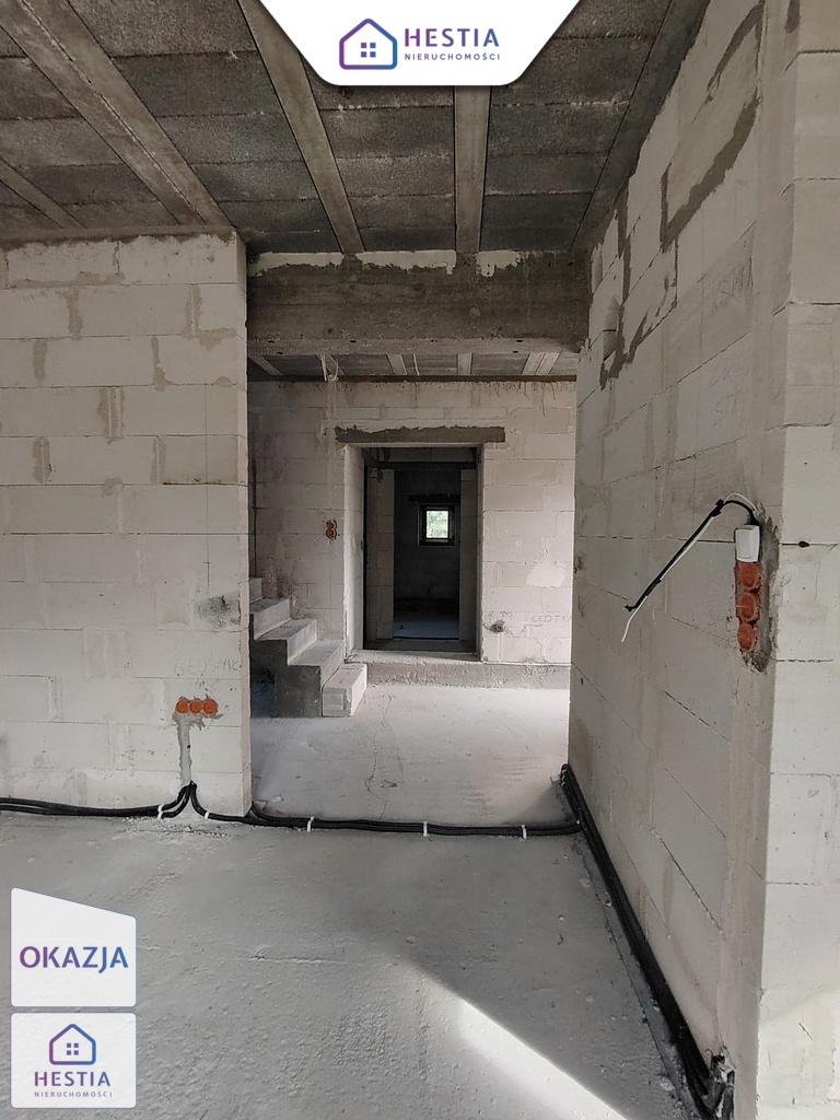 Dom do wykończenia w malowniczej okolicy (12)