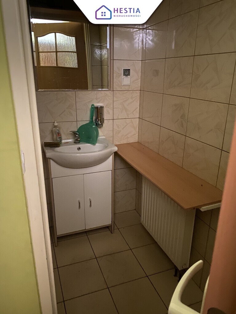 Lokal usługowy w doskonałej lokalizacji (11)