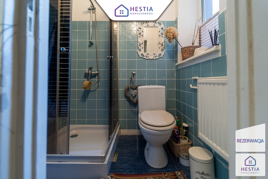 Bliźniak z ogrodem, balkonami i piwnicą. (14)