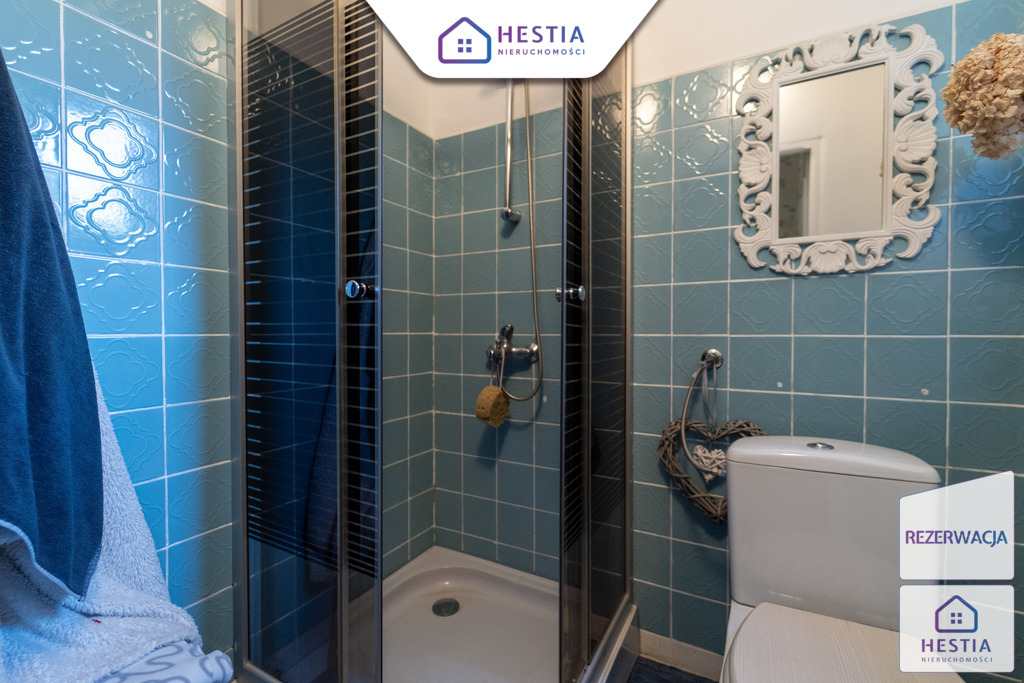 Bliźniak z ogrodem, balkonami i piwnicą. (15)