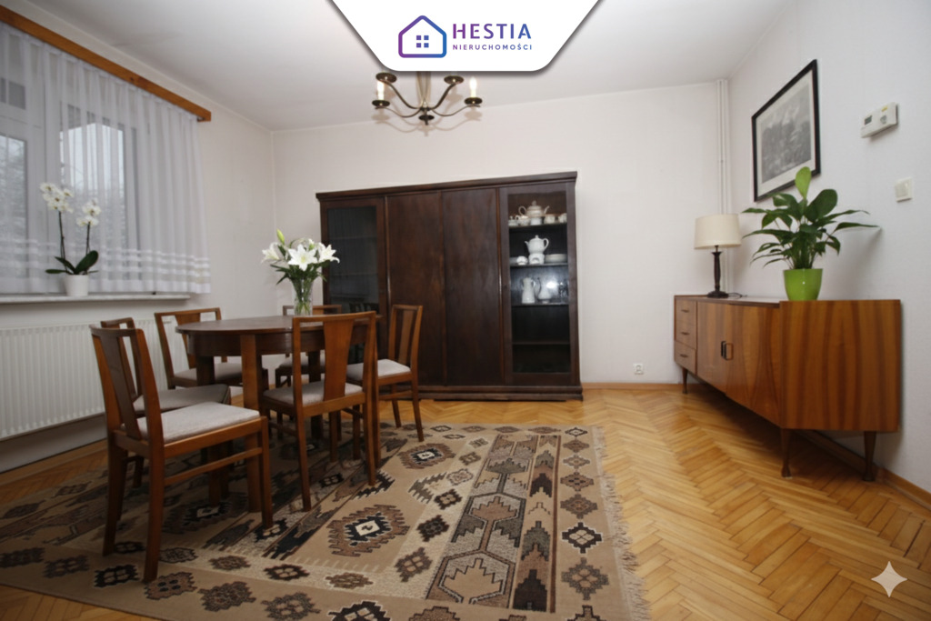 Dom wolnostojący z ogrodem w spokojnej okolicy. (3)