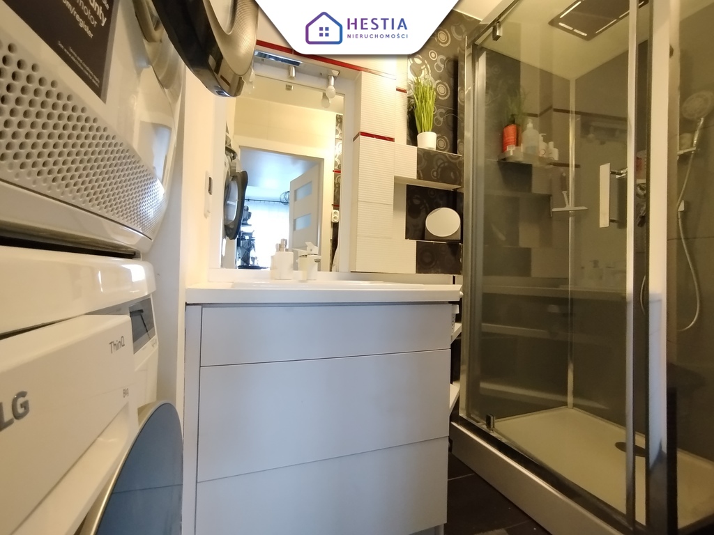 Piękne cztery pokoje gotowe do wprowadzenia. (9)