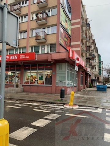 Lokal usługowy, ścisłe centrum, duże witryny (3)
