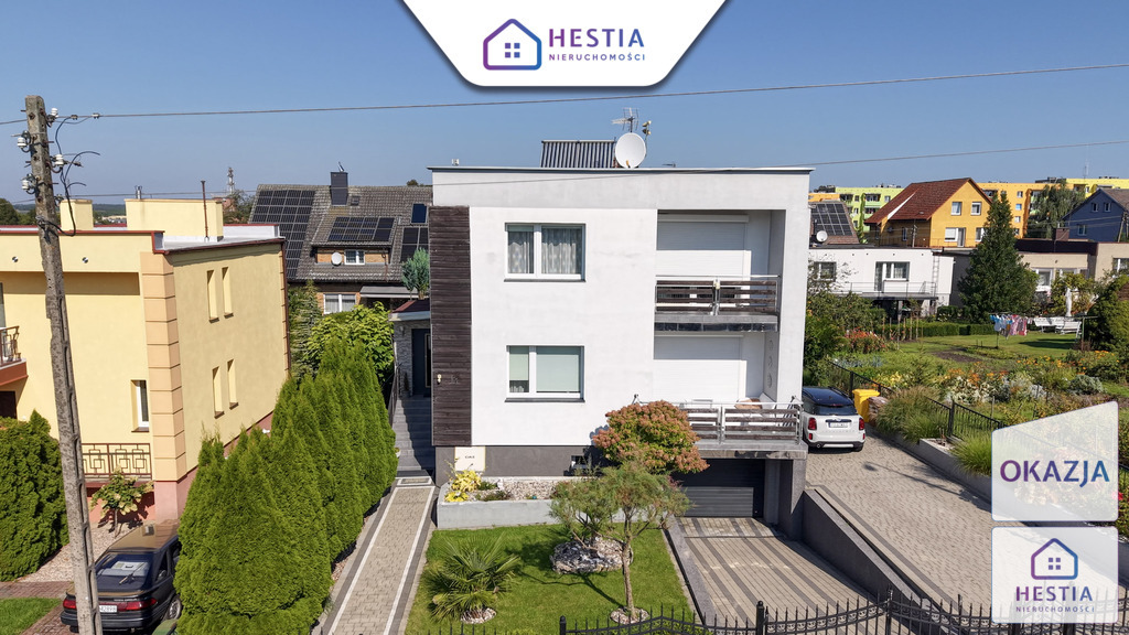 Dom wolnostojący, w całości podpiwniczony. (3)