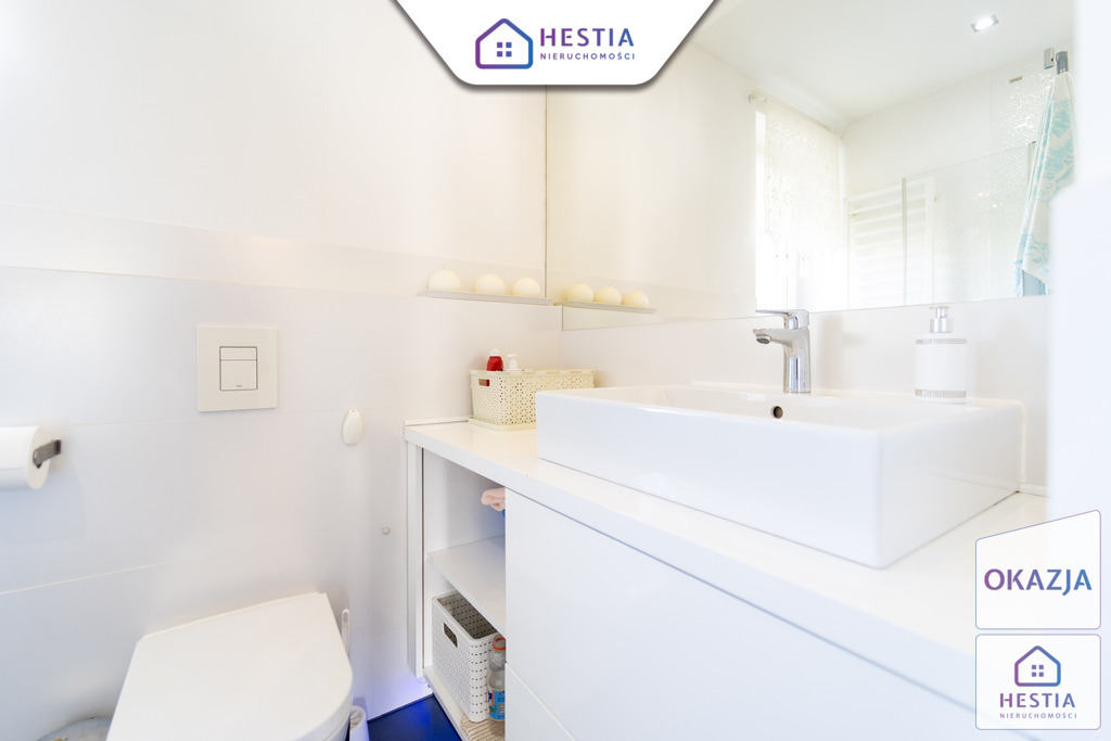 Dom wolnostojący, w całości podpiwniczony. (26)