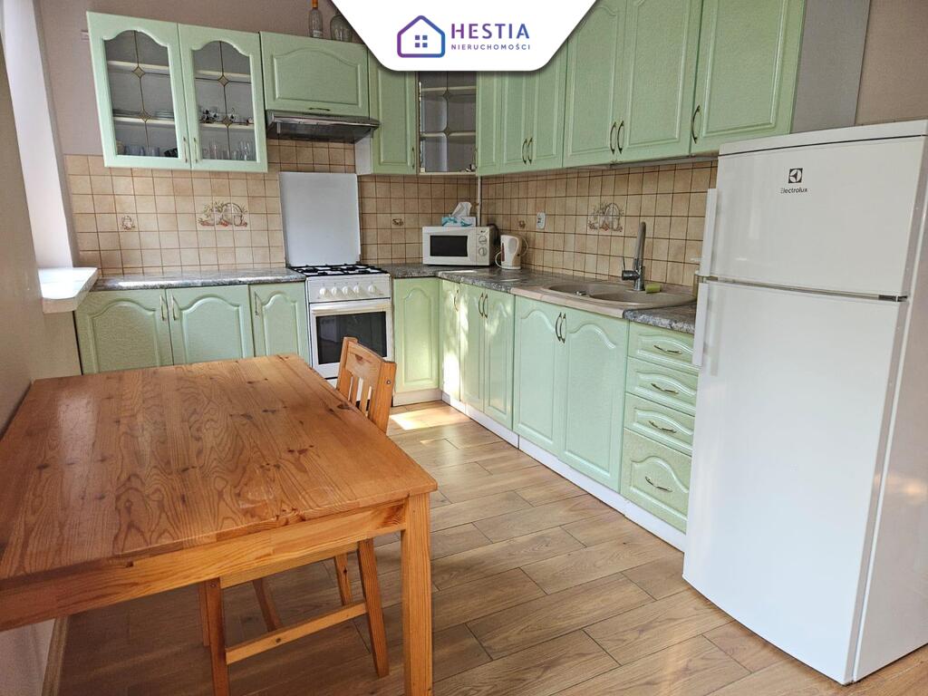 Duże 2 pokojowe mieszkanie na II piętrze (1)