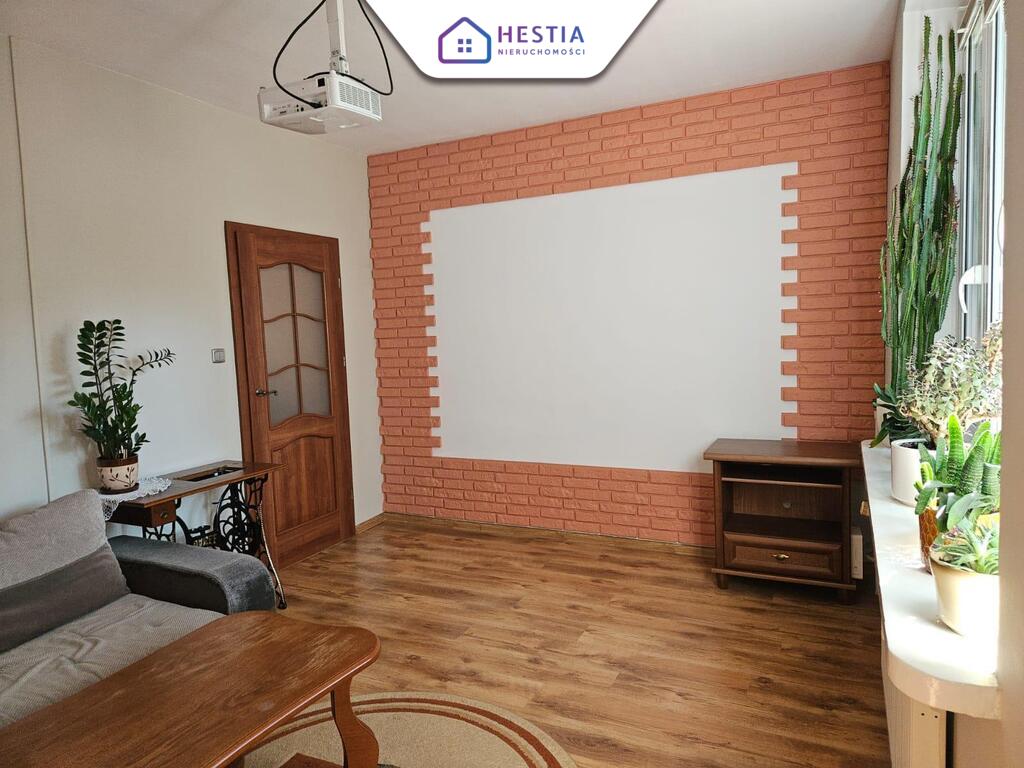 Duże 2 pokojowe mieszkanie na II piętrze (9)