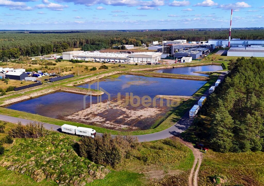 Działka przeznaczona  pod produkcję, magazyny (7)