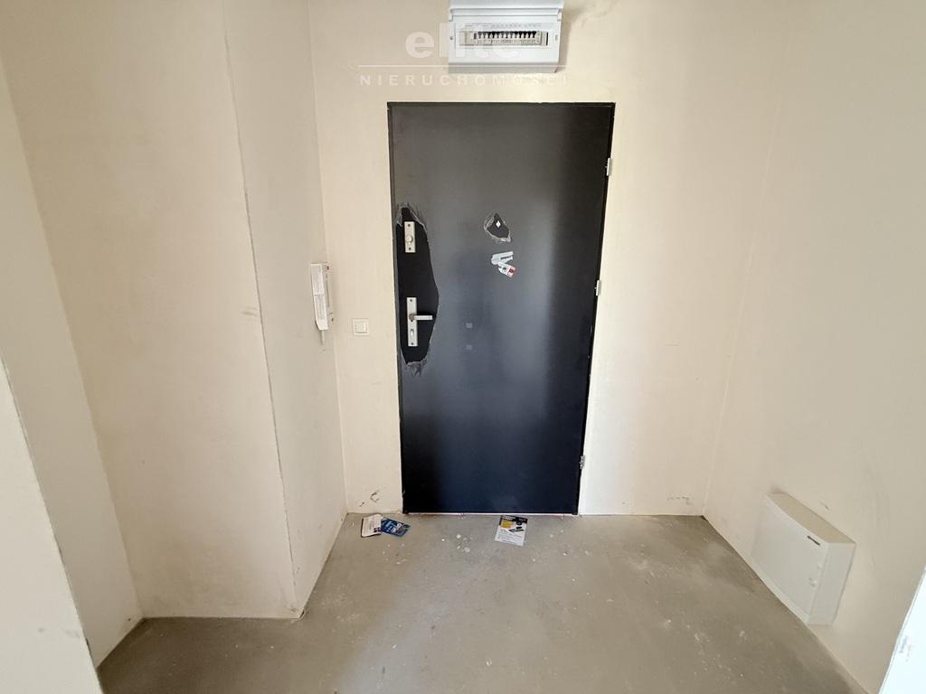 Mieszkanie 2 poziomowe z ogródkiem i 5 pokojami (13)