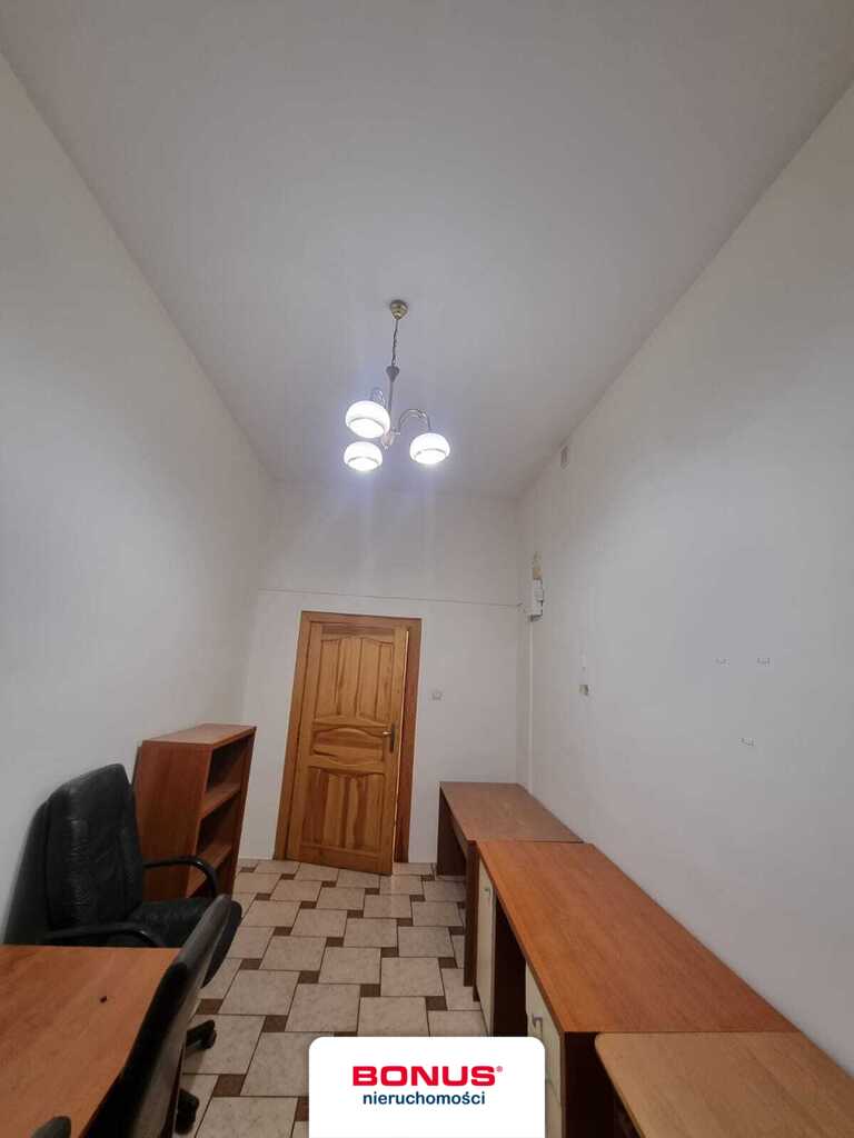 4 pokoje, 128,52m2, 1 piętro idealne na kancelarię (12)