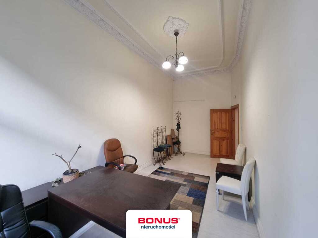 4 pokoje, 128,52m2, 1 piętro idealne na kancelarię (2)